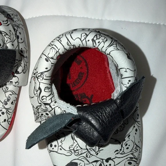 Freshly picked Dalmatian shoes - Picture 4 of 4